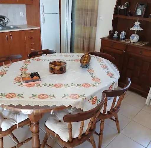 Παραθαλασσιο Σπιτι Στην Εξοχη